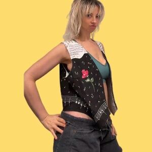 Sleeveless Music-Print Black Vest with Rose Accent
